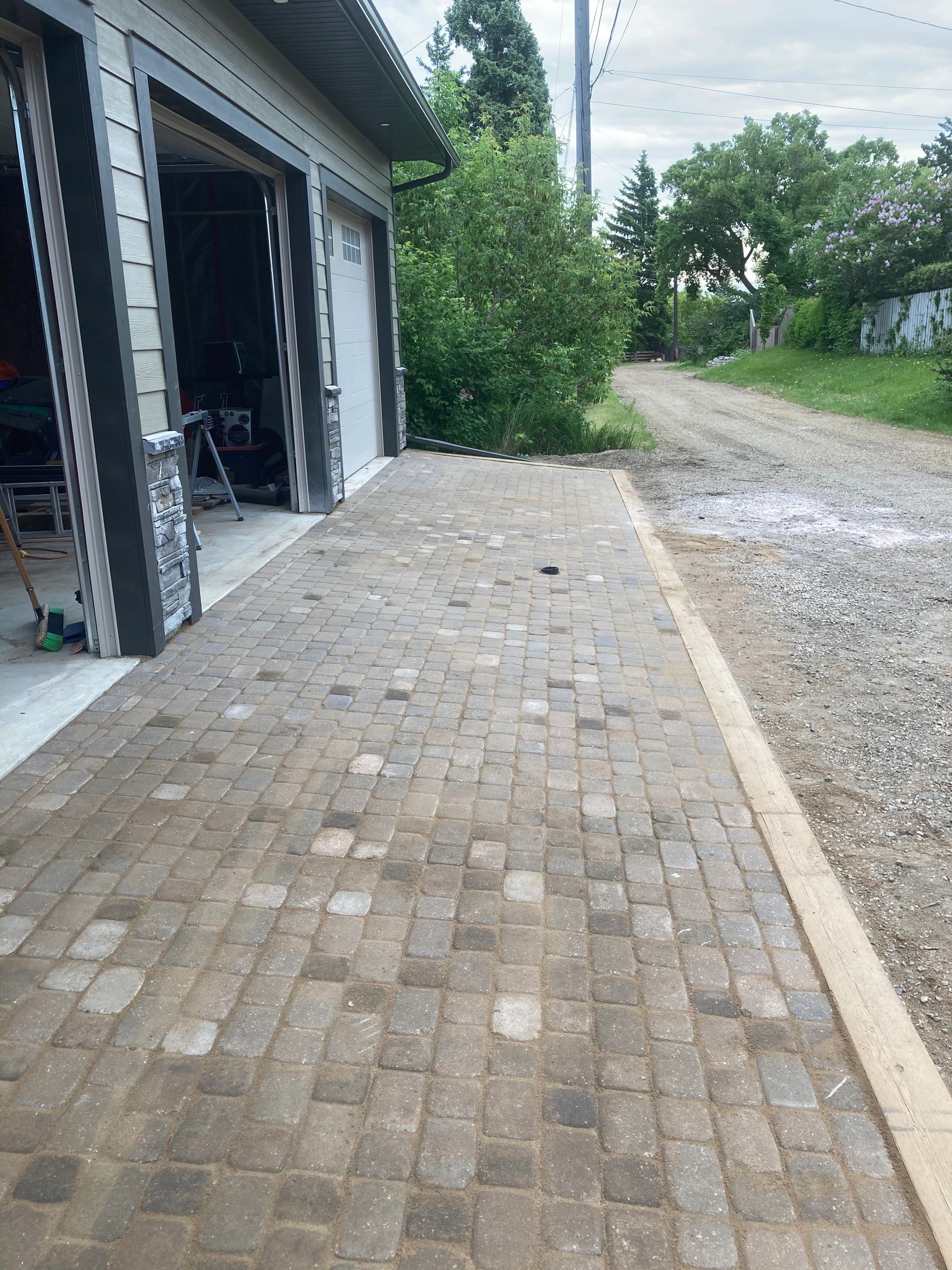 Lawn maintenance service